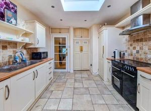 Photo 5- click for photo gallery